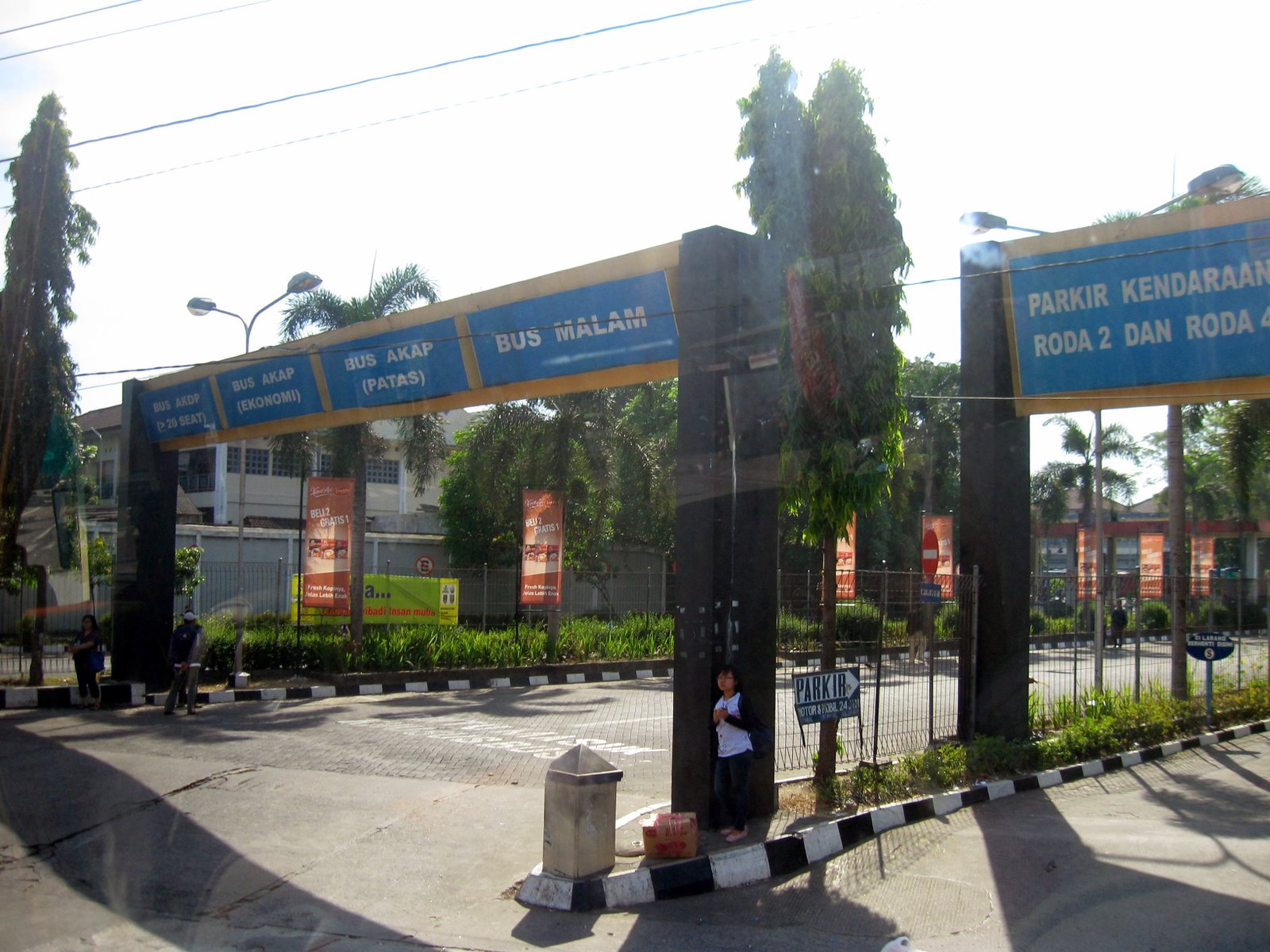 Pemagaran Terminal Wisata Giwangan